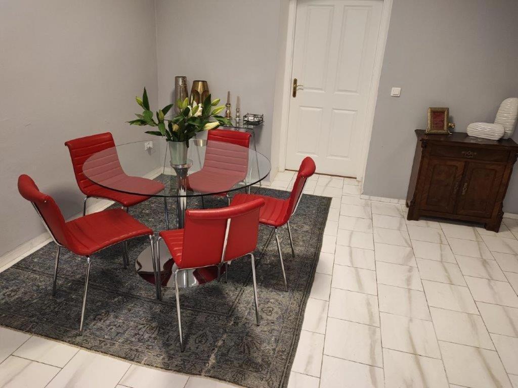 Central Vienna Apartment With Unique 40M2 City Garden & Self Check In Екстер'єр фото